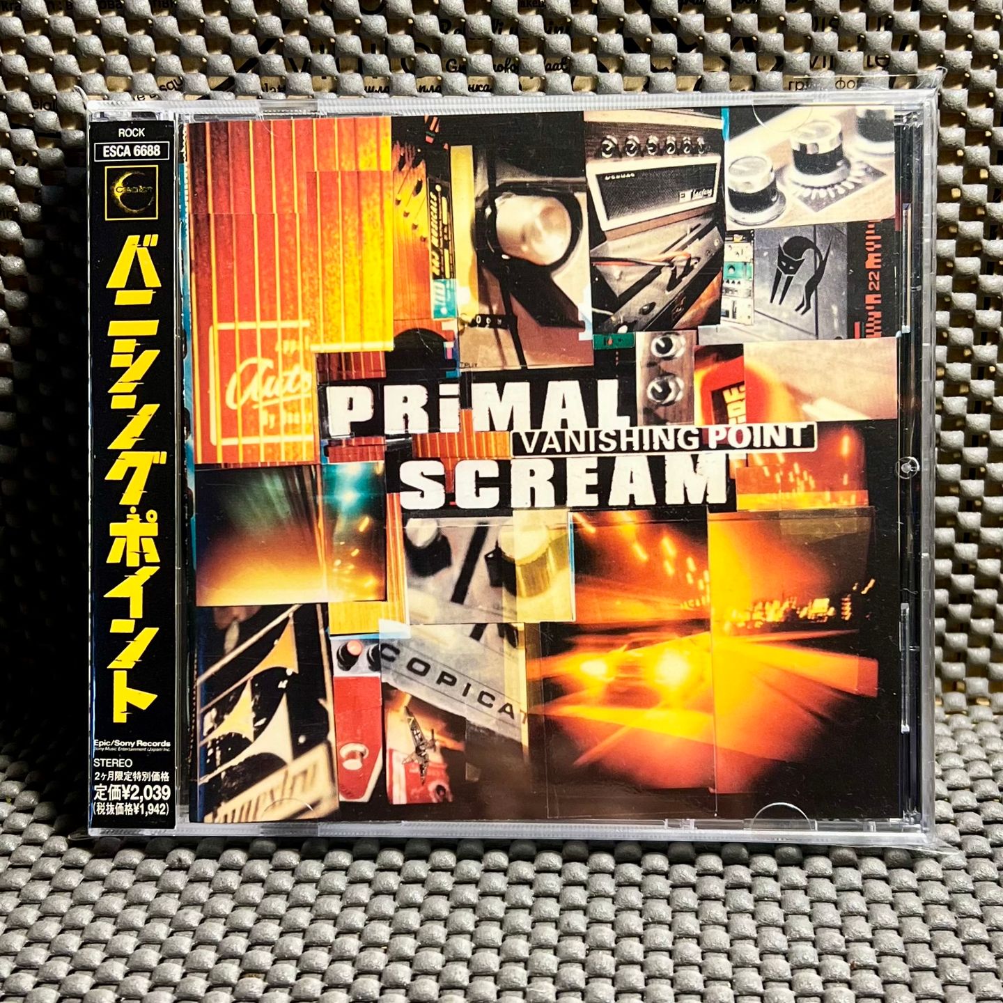 Primal Scream - Vanishing Point [CD - 1st Japan Ed. - 1997 - ESCA 6688 - VG+/NM] Indie Rock | Creation Records (ESCA 6688)