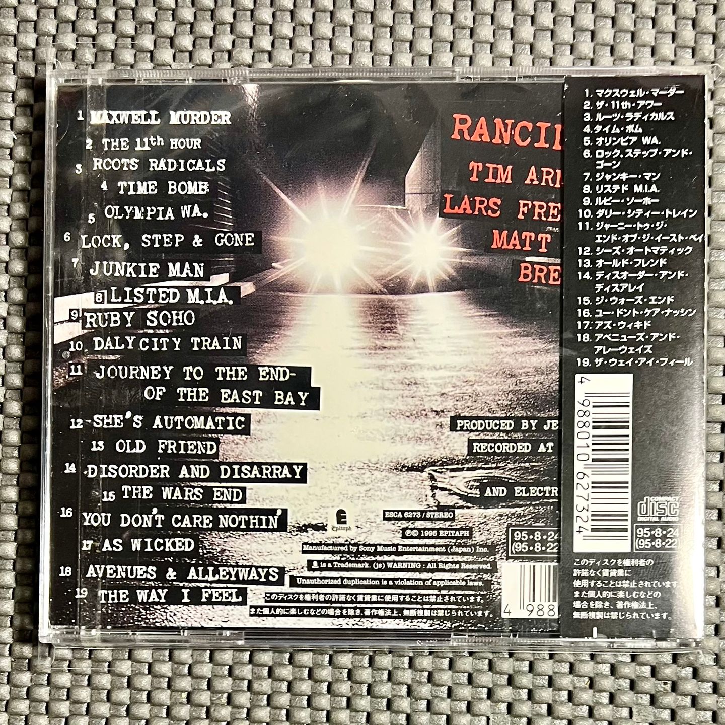 Rancid - ...And Out Come The Wolves [CD - 1st Japan Press - 1995 - Mint/Mint] | Epitaph (ESCA 6273) - 2
