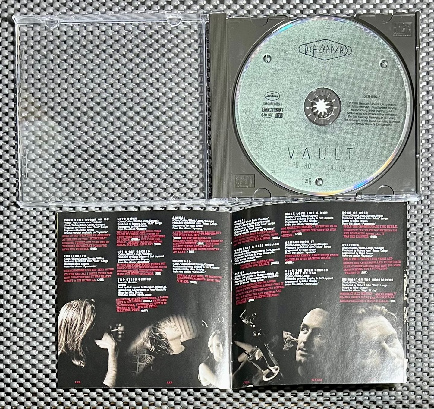 Def Leppard - Vault (Def Leppard Greatest Hits 1980-1995) | Mercury (528 656-2) - 3 Def Leppard - Vault (Def Leppard Greatest Hits 1980-1995) | Mercury (528 656-2) - 3