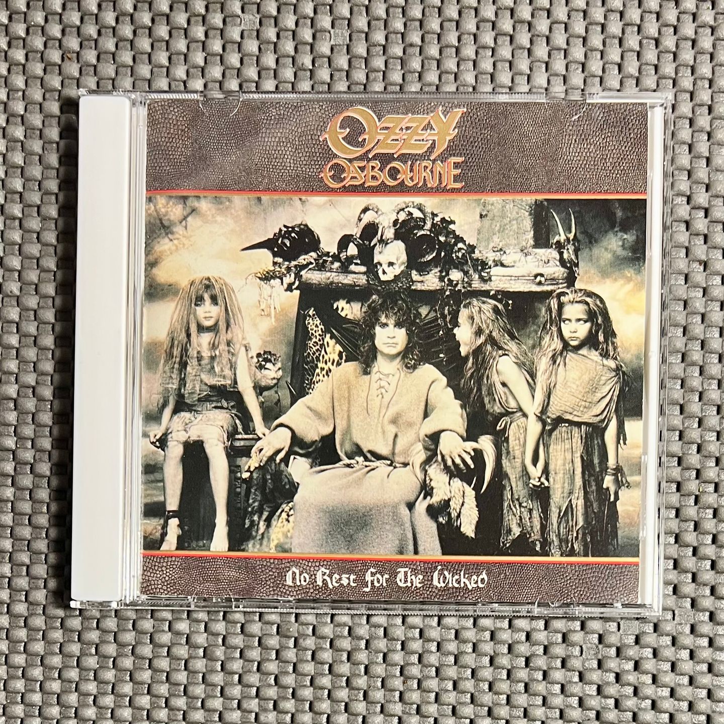 Ozzy Osbourne - No Rest For The Wicked [ CD - Japan Press - 1991 - Mint/Mint] | Sony (SRCS 6151) - main