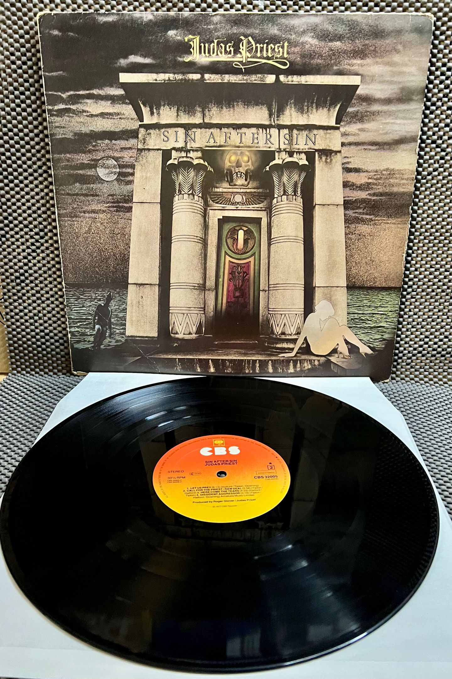 Judas Priest - Sin After Sin [Vinyl LP - EU Press - 1982 - CBS 32005 - VG/VG] Heavy Metal | CBS (CBS 32005) - 2