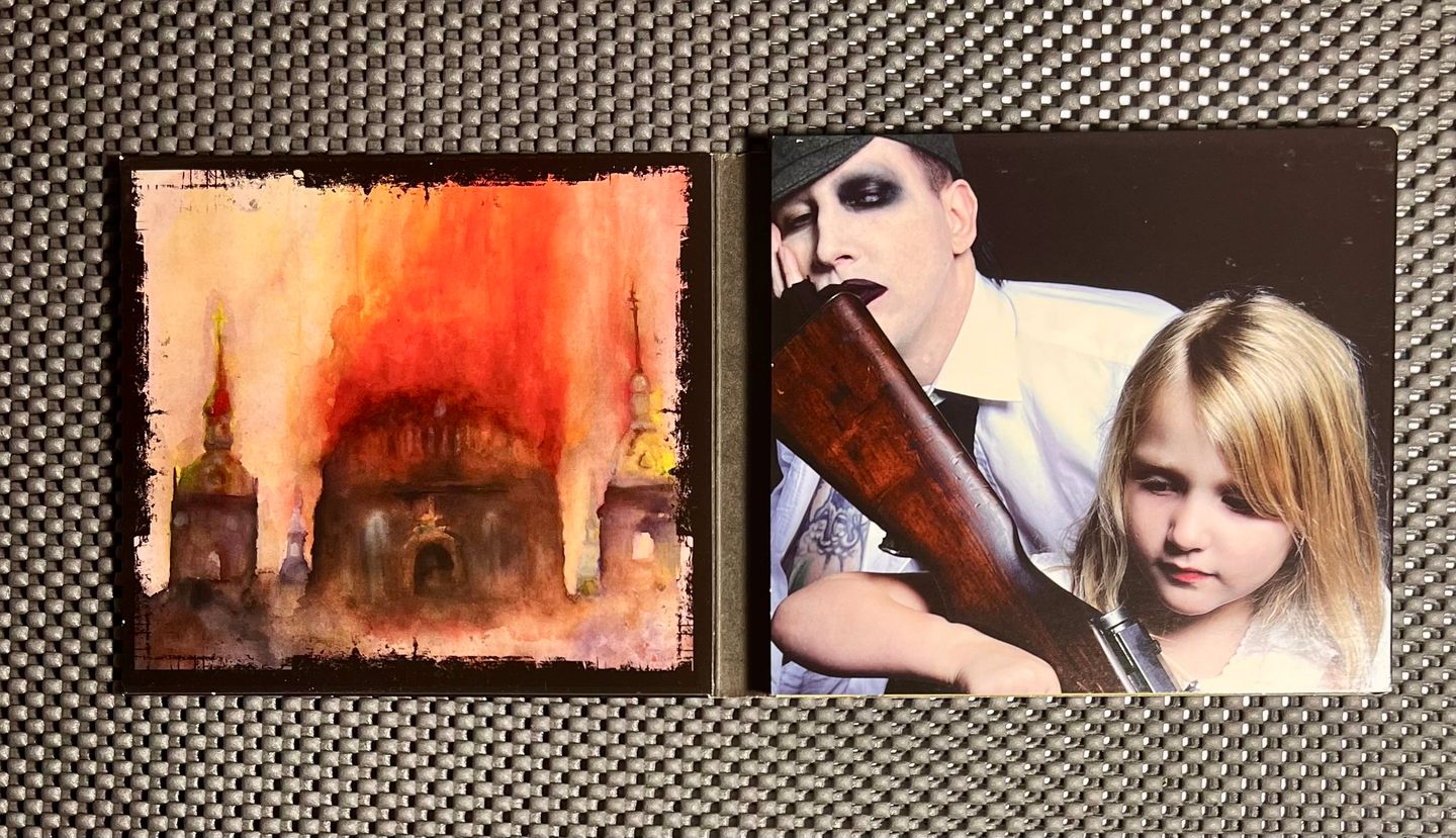 Marilyn Manson - Lest We Forget - The Best Of | Interscope Records (B000347800) - 3