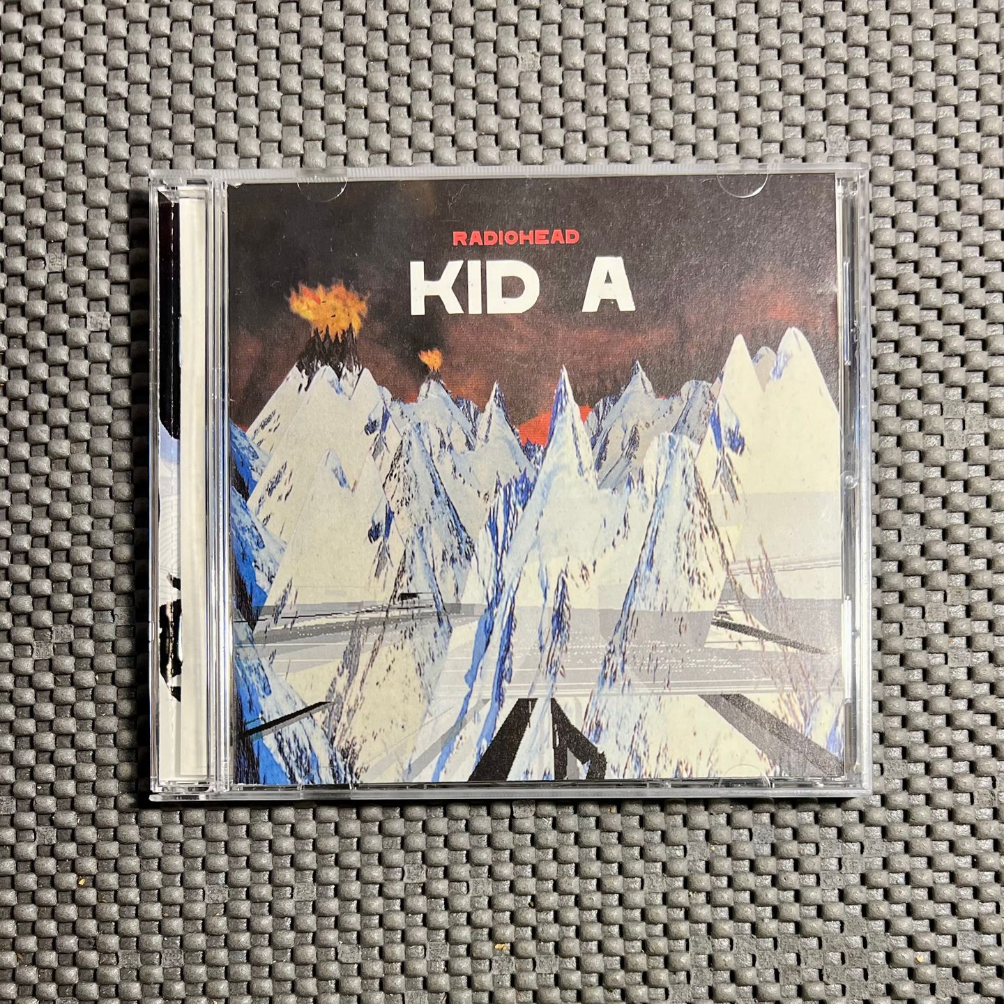 Radiohead - Kid A [CD - 1st EU Ed. 2000 - Mint] Alt Rock | Parlophone (7243 5 27753 2 3) - main