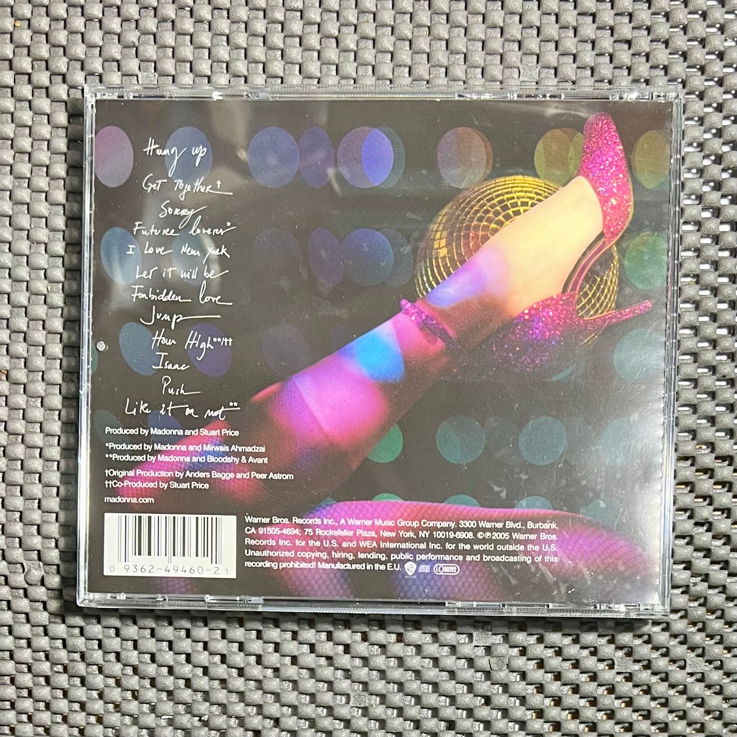 Madonna - Confessions On A Dance Floor | Warner Bros. Records (9362-49460-2) - 2 Madonna - Confessions On A Dance Floor | Warner Bros. Records (9362-49460-2) - 2