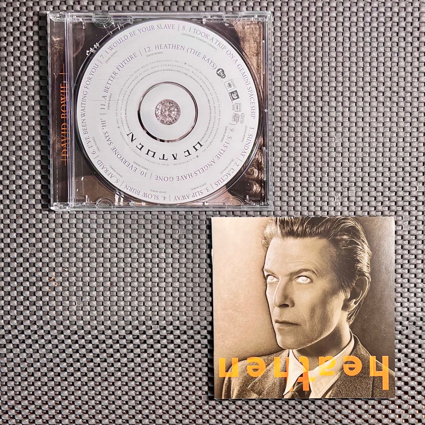 David Bowie - Heathen | Columbia (508222 2) - 3