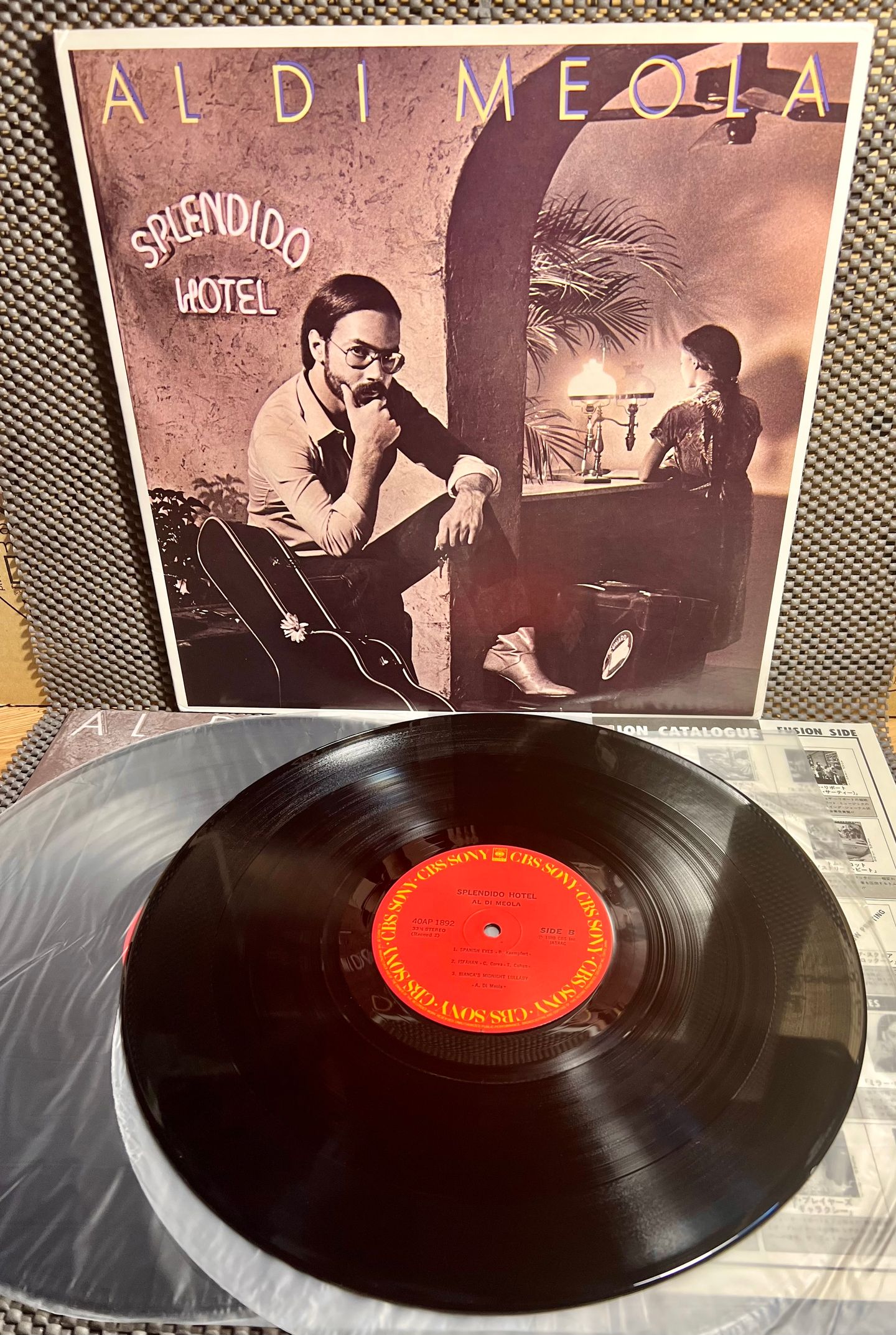 Al Di Meola - Splendido Hotel [2x Vinyl LP - 1st Japan Press - 1980 - CBS 40AP 1891~2 - Mint, Gatefold, no Obi. with Insert] Jazz Rock | CBS/Sony (40AP 1891~2) - 2