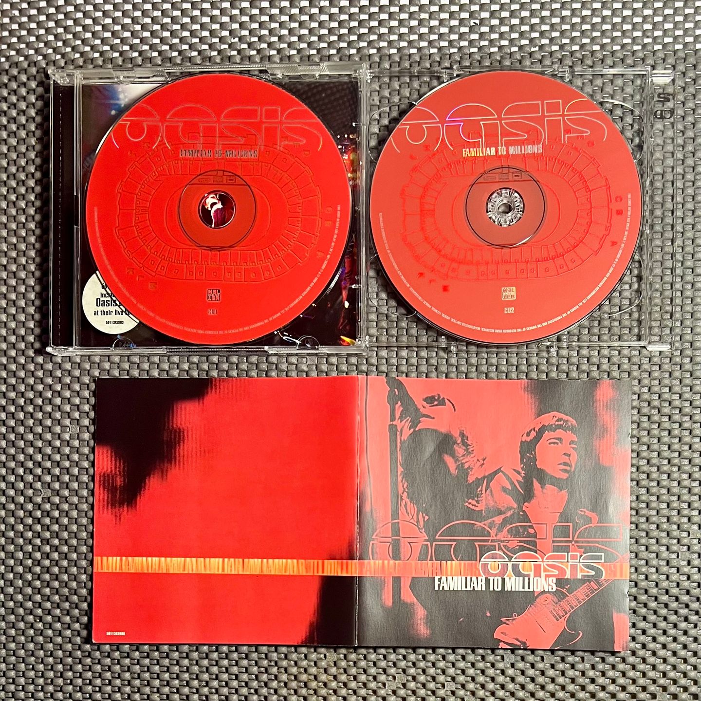 Oasis - Familiar To Millions [2xCD - 1st EU Press - 2000 - Mint/Mint] | Helter Skelter (HES 501138 2) - 3