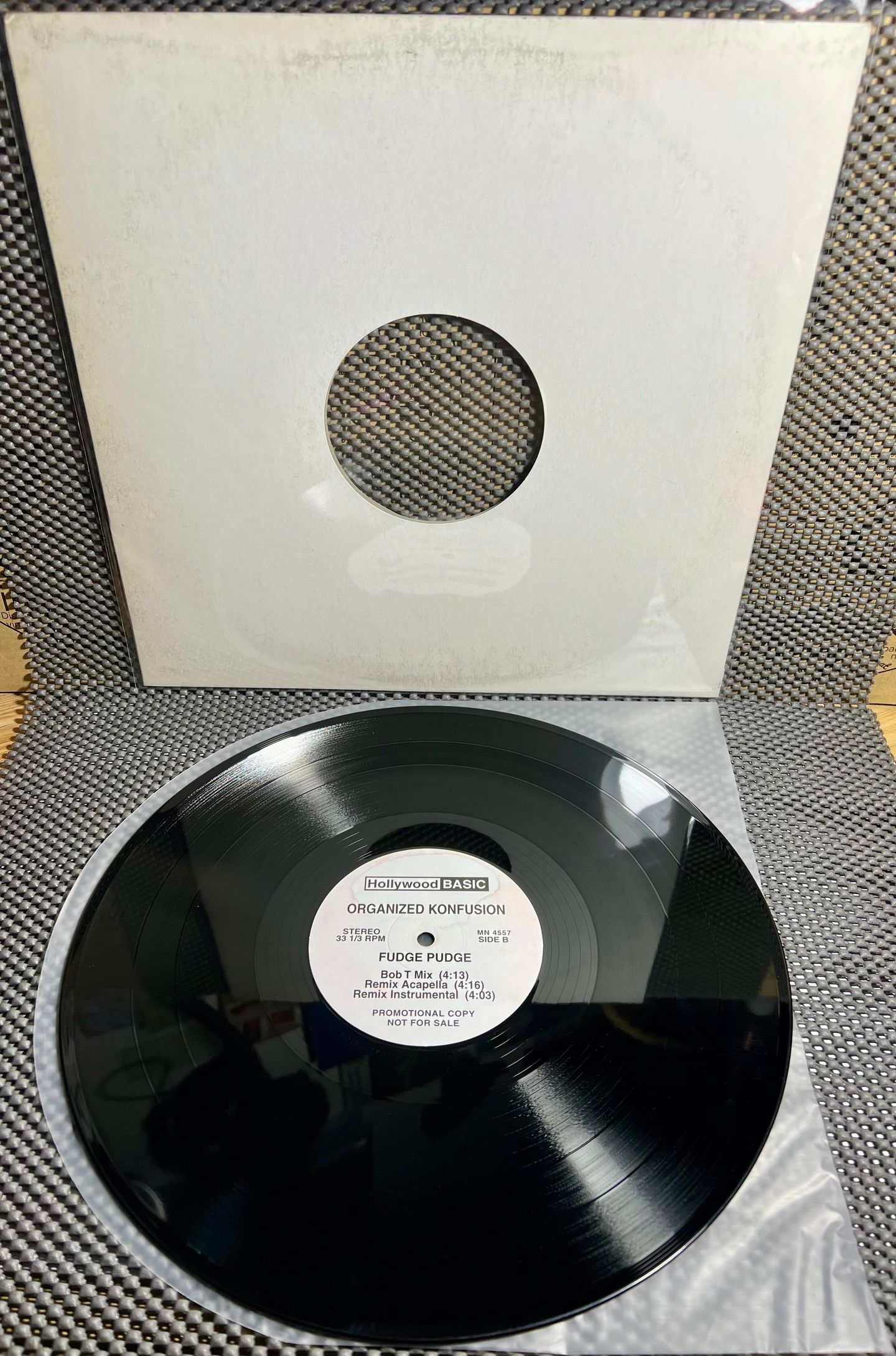 Organized Konfusion - Walk Into The Sun | Hollywood BASIC (MN 4557) - 2