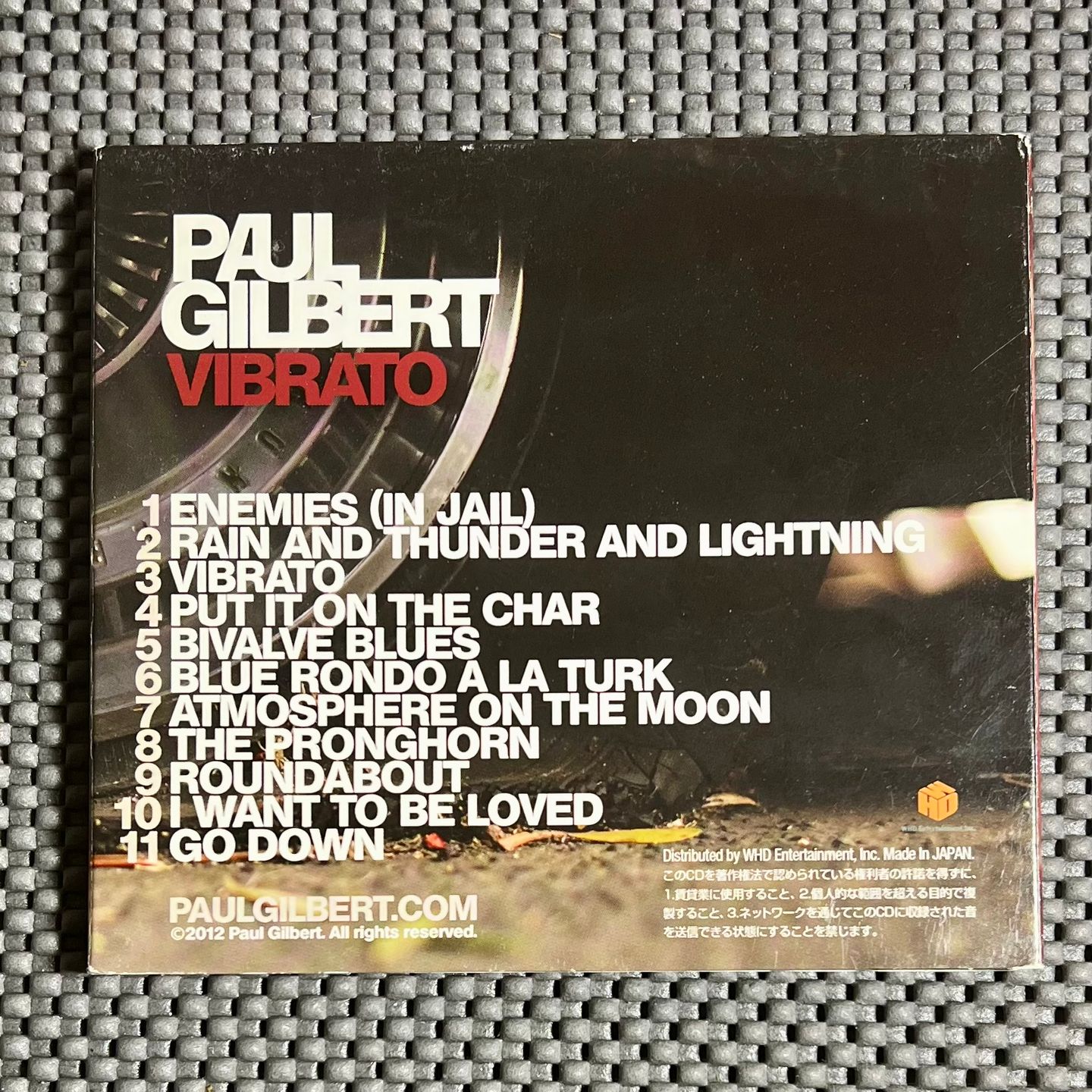 Paul Gilbert - Vibrato | WHD Entertainment, Inc. (IECP-10263) - 2