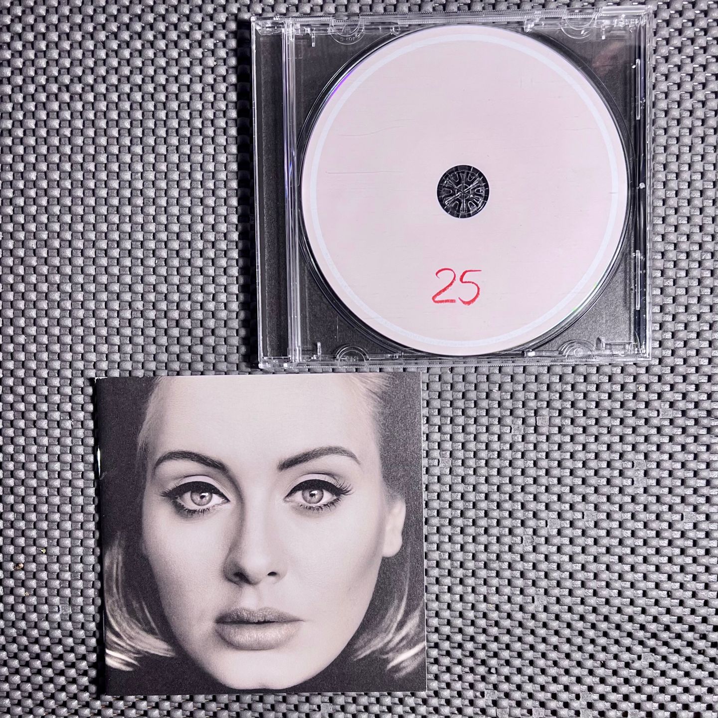Adele - 25 | XL Recordings (XLCD740) - 3