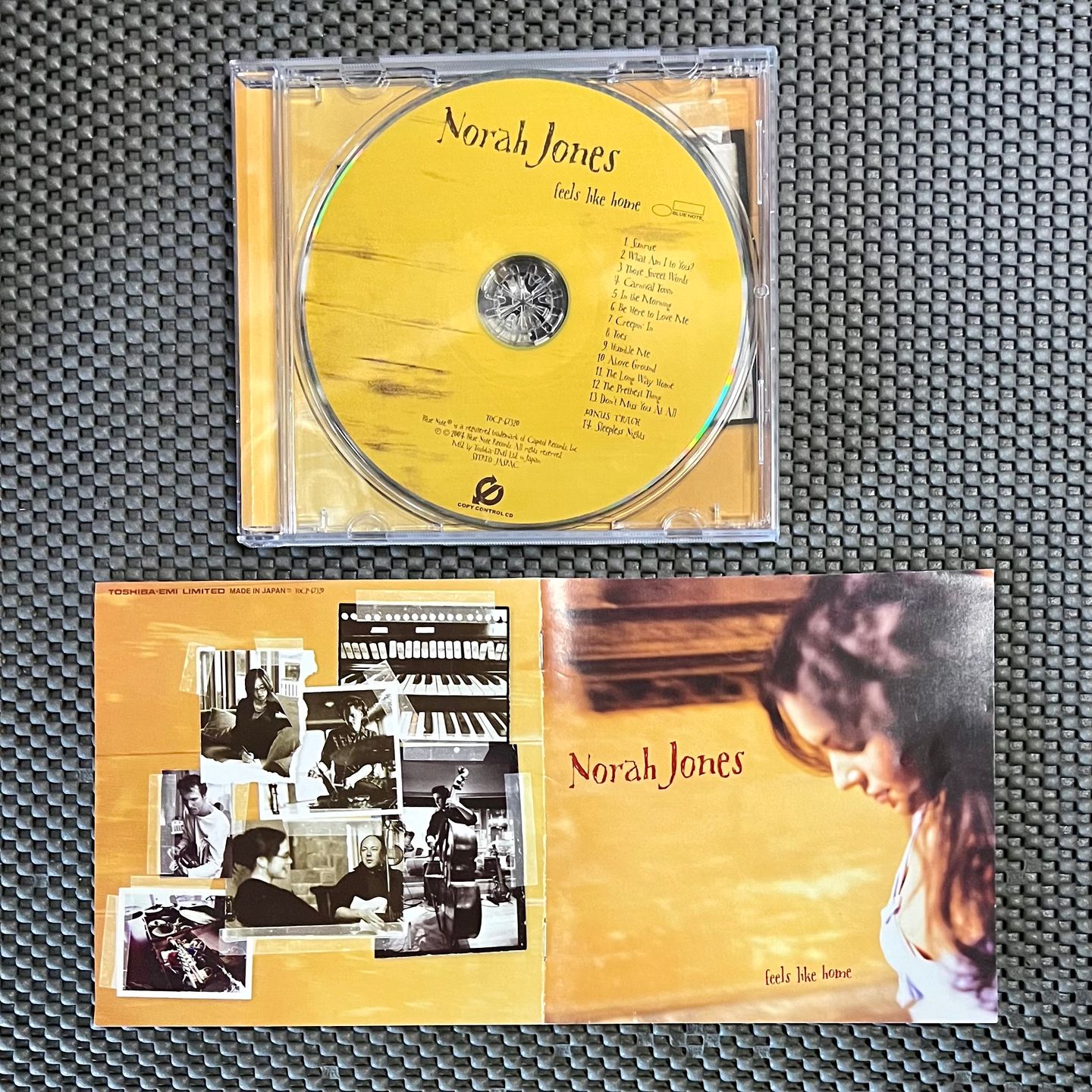 Norah Jones - Feels Like Home [CD - 1st Japan Press - 2004 - Mint / Mint] Jazz | Blue Note (TOCP-67320) - 3