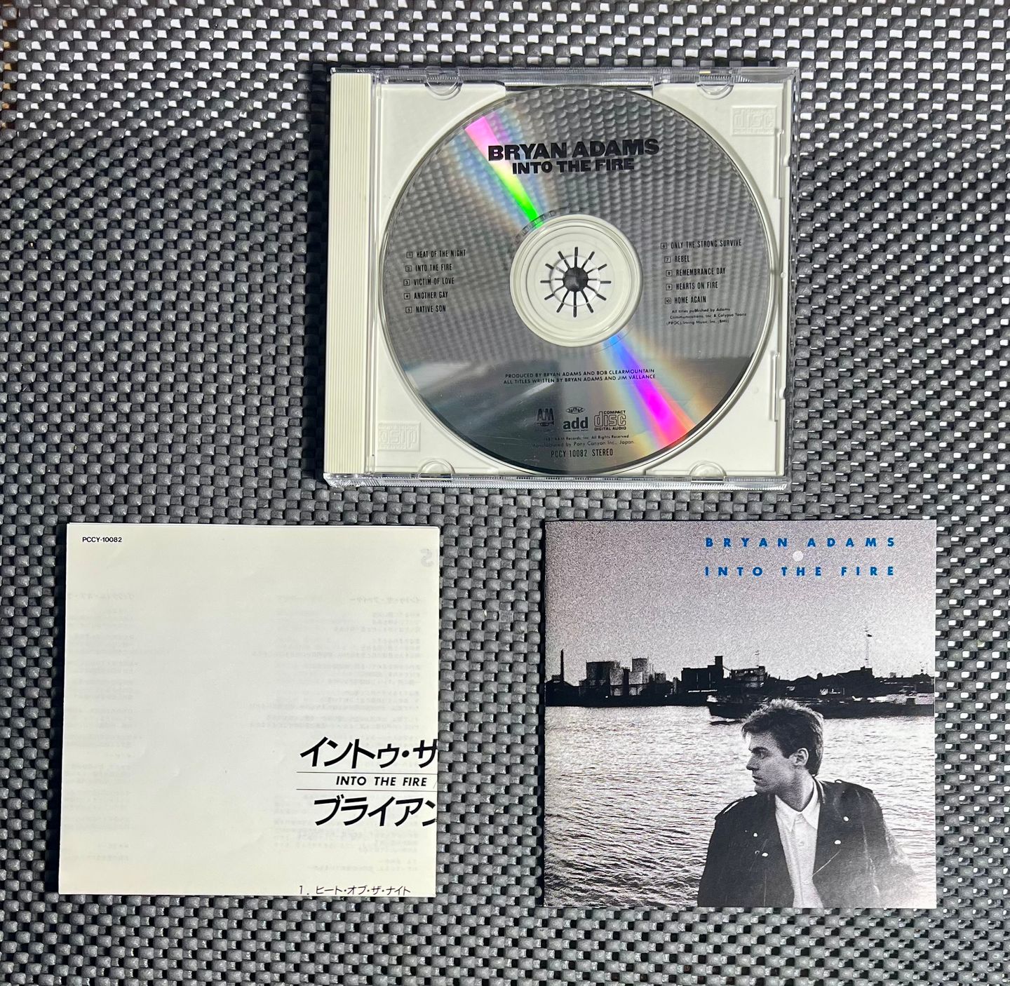 Bryan Adams - Into The Fire | A&M Records (PCCY-10082) - 3