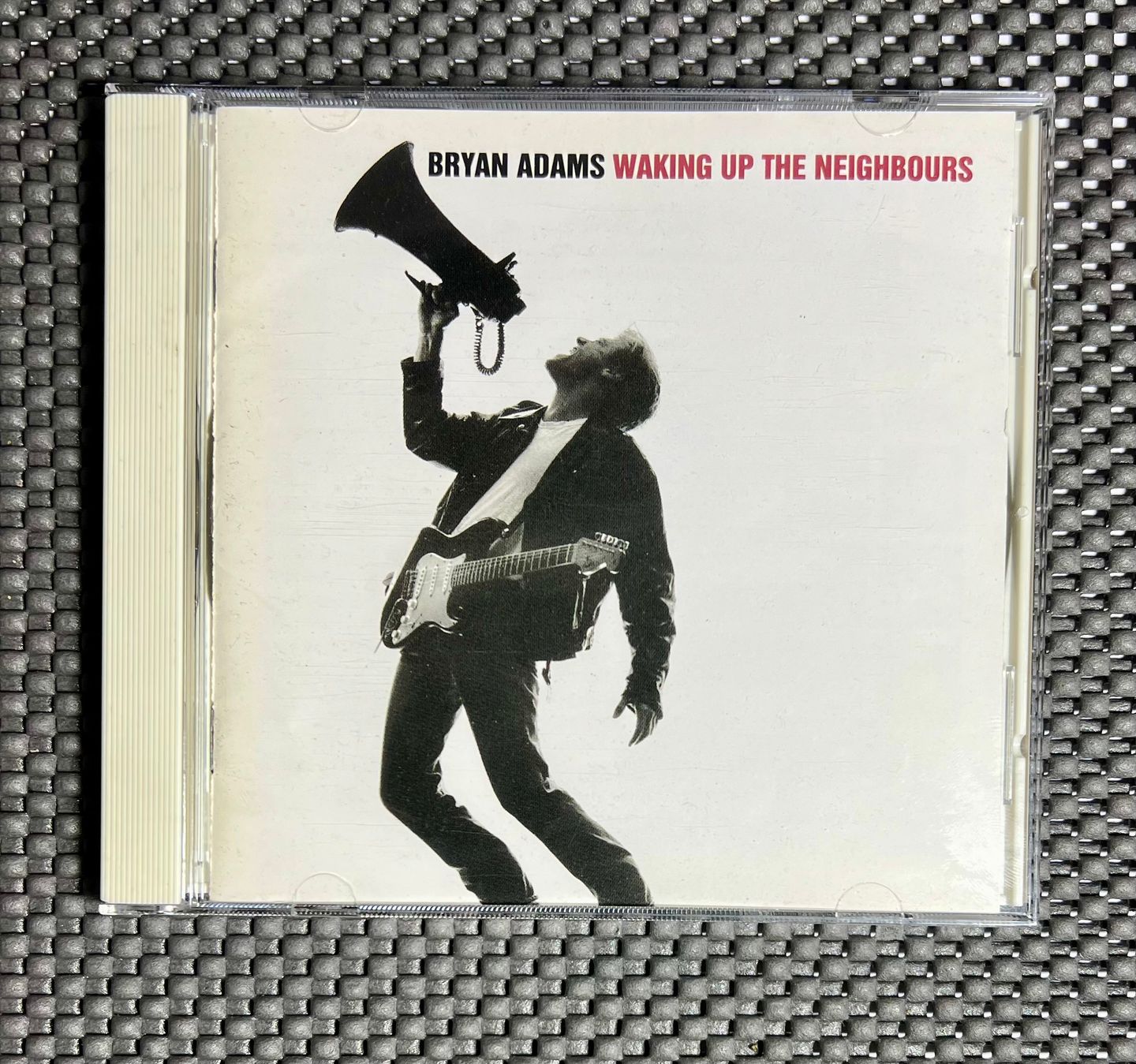 Bryan Adams = Bryan Adams - Waking Up The Neighbours = ウェイキング・アップ・ザ・ネイバーズ | A&M Records (POCM-9001) - main