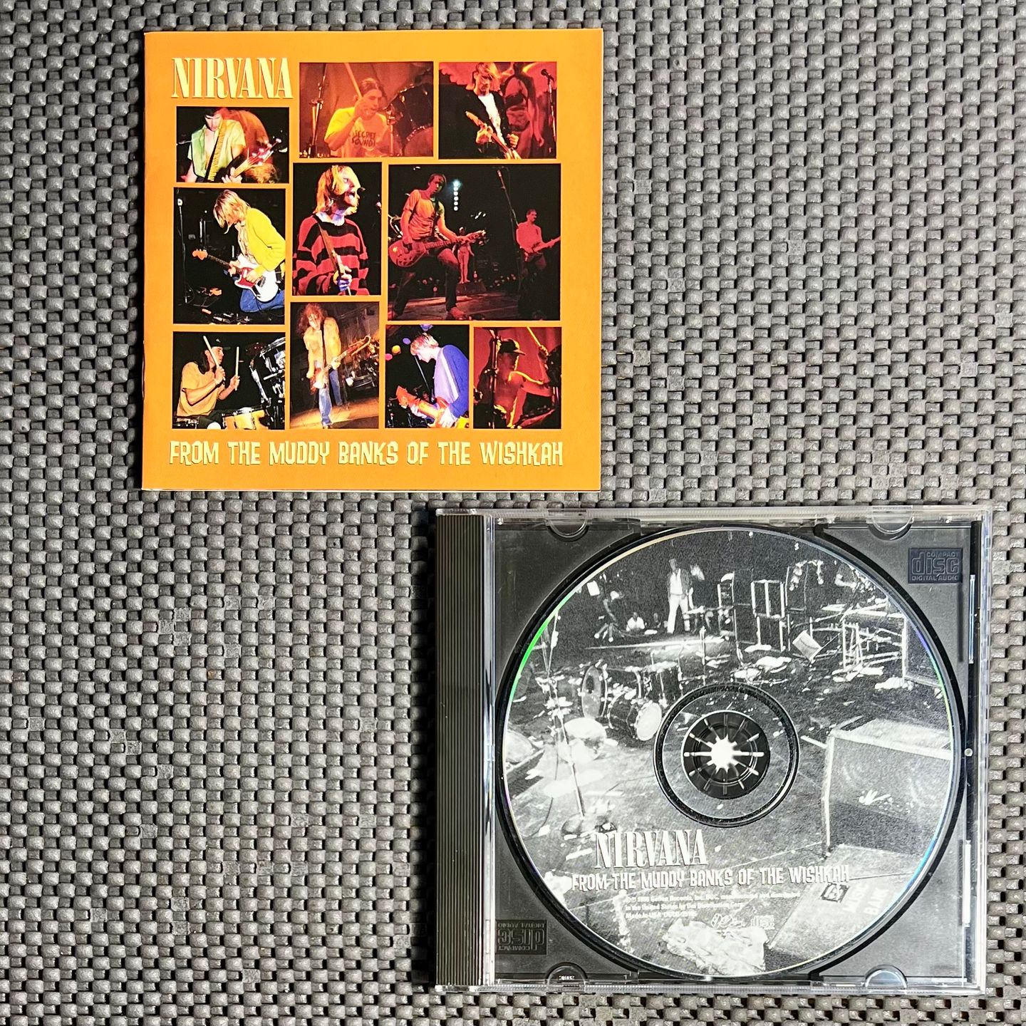 Nirvana - From The Muddy Banks Of The Wishkah [CD - 1st US Ed. - 1996 - DGCD-25105 - Mint] Grunge | DGC (DGCD-25105) - 2
