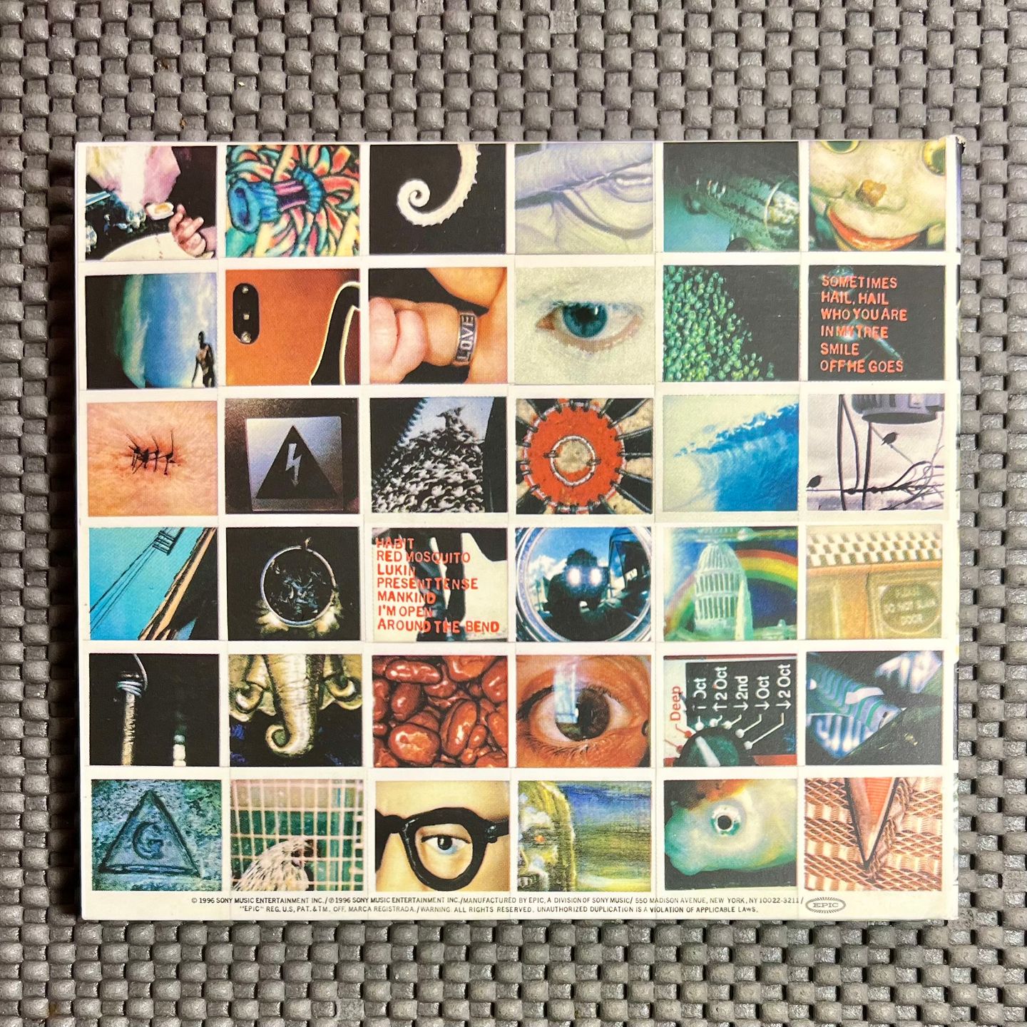 Pearl Jam - No Code [CD - 1st US Press - 1996 - Mint / Mint] | Epic (EK 67500) - 2