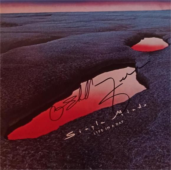 Simple Minds - Life In A Day - Vinilo | Virgin (E 204940) - main Simple Minds - Life In A Day - Vinilo | Virgin (E 204940) - main