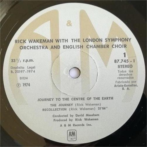 Rick Wakeman - Journey To The Centre Of The Earth - Vinilo | A&M Records (87.745-I) - 3 Rick Wakeman - Journey To The Centre Of The Earth - Vinilo | A&M Records (87.745-I) - 3