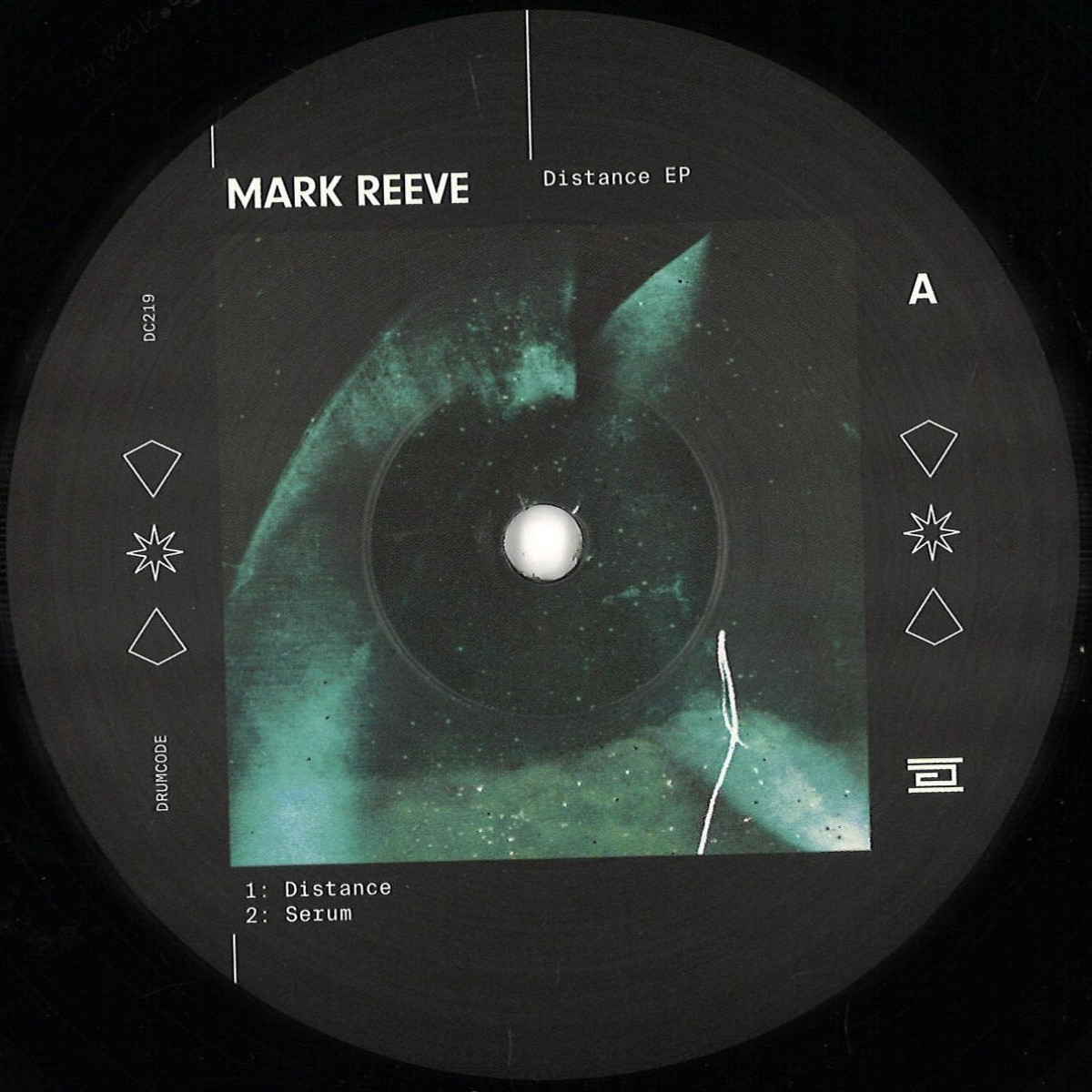 Mark Reeve - Distance EP | DrumCode (DC219) Mark Reeve - Distance EP | DrumCode (DC219)
