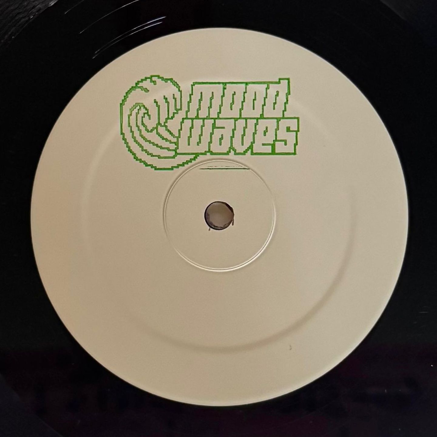 Harry Wills - Hush EP | Mood Waves (MW012) - main