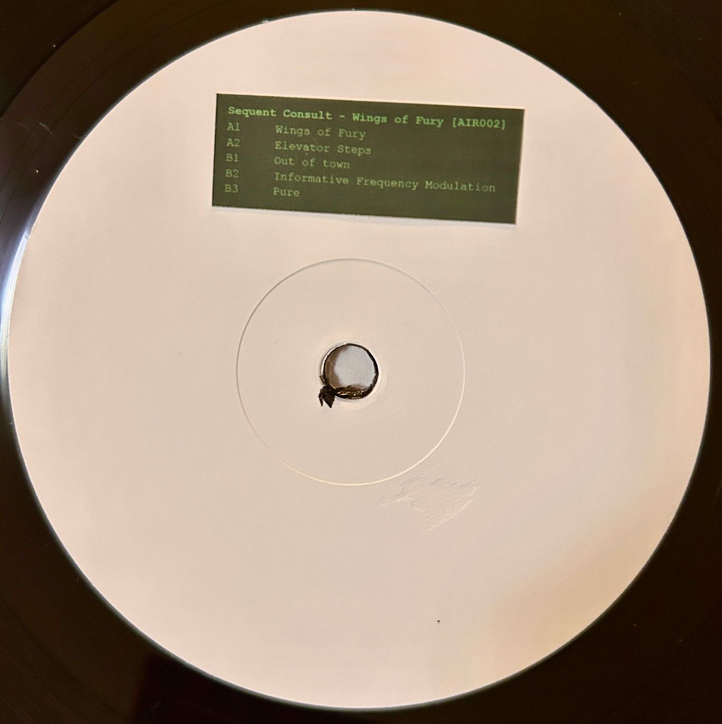 Sequent Consult - Wings of Fury EP | Airbrush (AIR002) - 2 Sequent Consult - Wings of Fury EP | Airbrush (AIR002) - 2