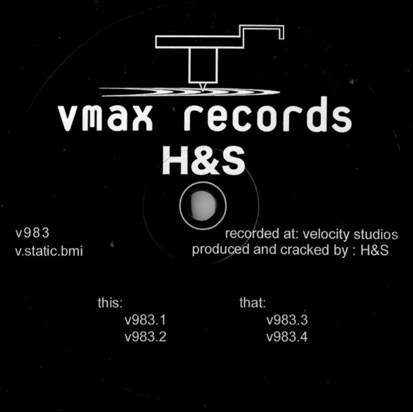 V983