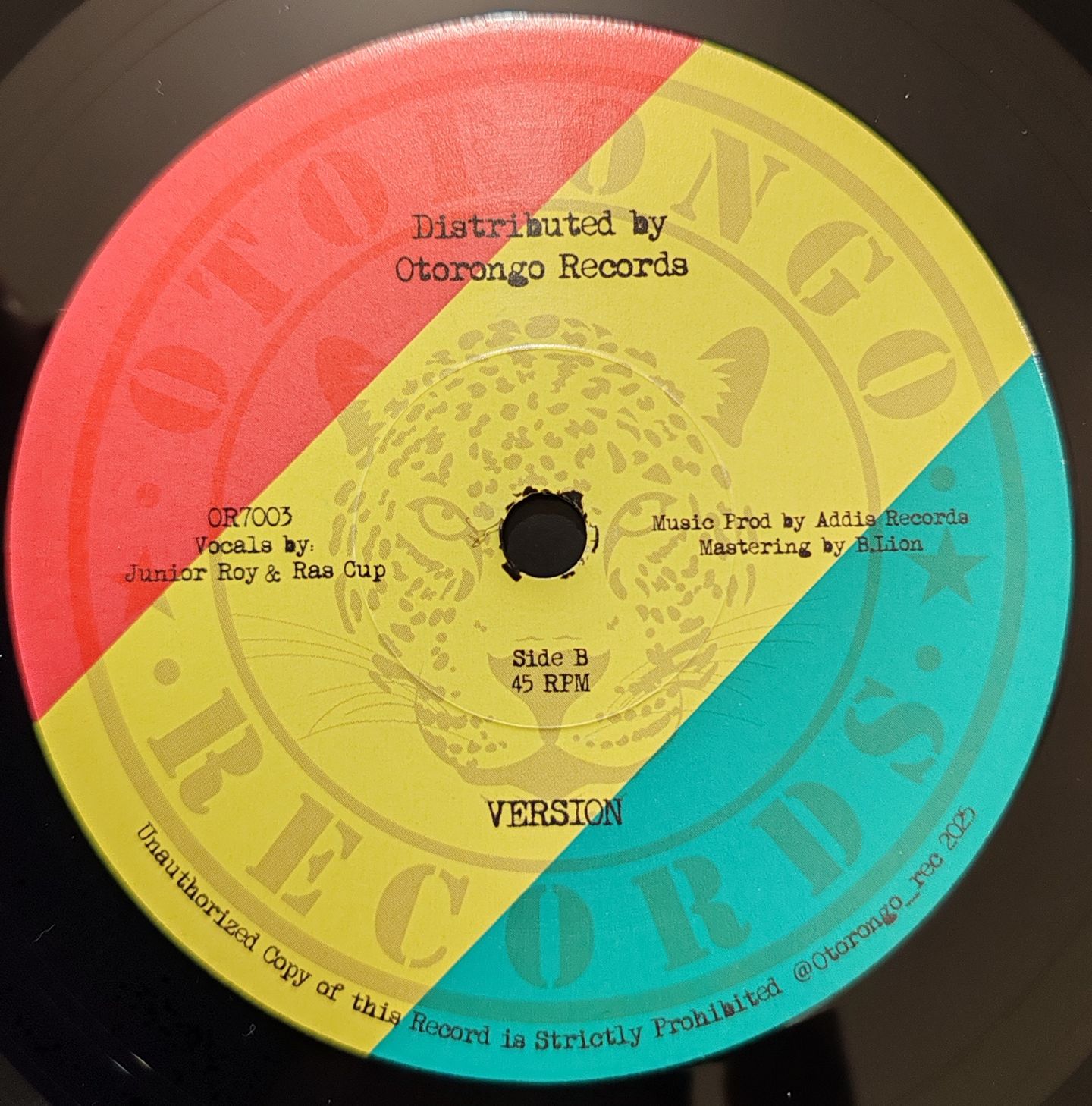 Junior Roy  &  Ras Cup - Rastaman a Pray | Otorongo Records () - 4