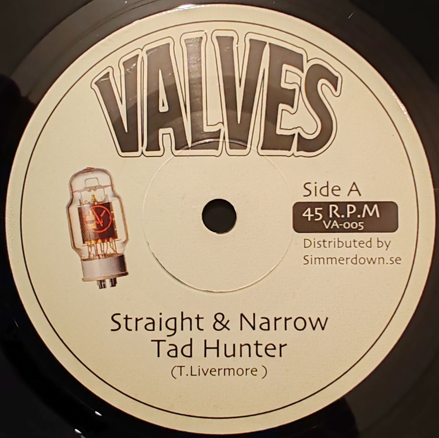 Tad Hunter - Straight & Narrow | Valves (VA-005) - main