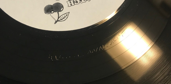 Velvet Velour - Arrivederci EP | Scratch Discs (SCRATCH02) - 5 Velvet Velour - Arrivederci EP | Scratch Discs (SCRATCH02) - 5