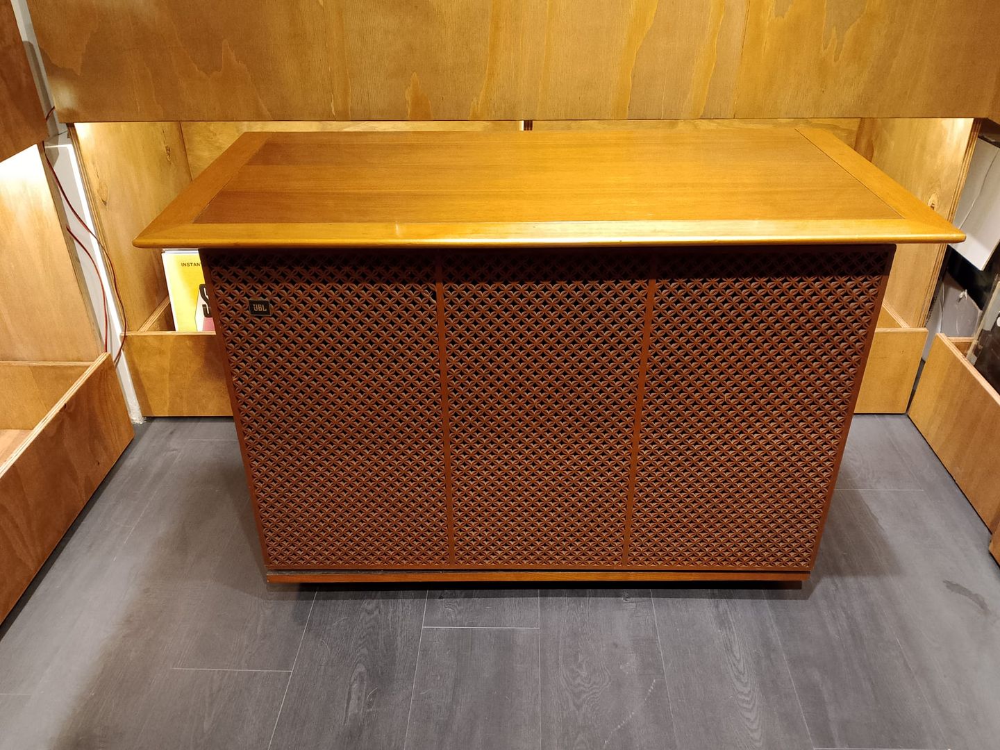 JBL - C50 Olympus - main JBL - C50 Olympus - main