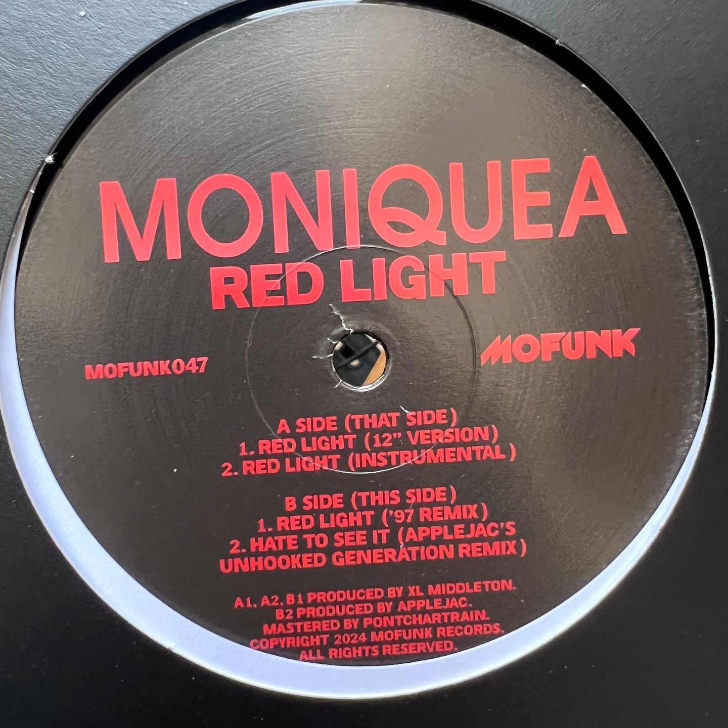 Moniquea - Red Light | Mofunk Records (MOFUNK047) - main Moniquea - Red Light | Mofunk Records (MOFUNK047) - main
