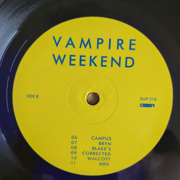 Vampire Weekend - Vampire Weekend | XL Recordings (XLLP 318) - 4 Vampire Weekend - Vampire Weekend | XL Recordings (XLLP 318) - 4