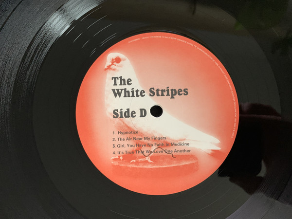 The White Stripes - Elephant | Sony Music (19439842401) - 8