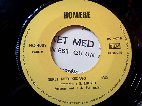 La Marseillaise / Neket Med Kenavo (Ce N'Est Qu'un Au Revoir)