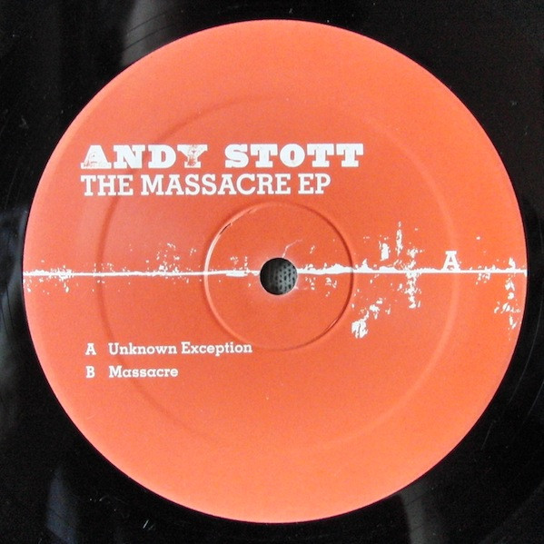 Andy Stott - The Massacre EP | Modern Love (Love035) - 3 Andy Stott - The Massacre EP | Modern Love (Love035) - 3