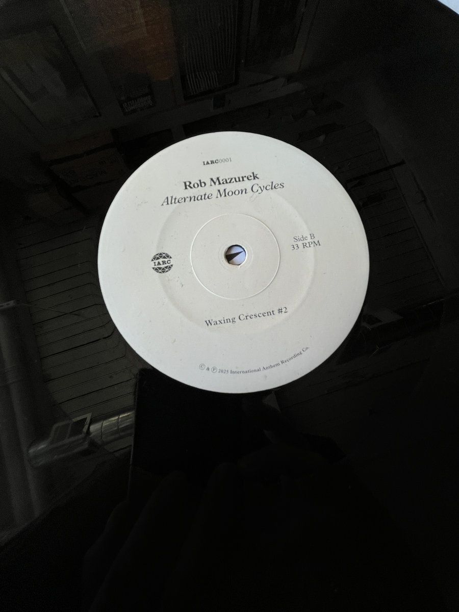 Rob Mazurek - Alternate Moon Cycles | International Anthem Recording Company (IARC0001) - 2 Rob Mazurek - Alternate Moon Cycles | International Anthem Recording Company (IARC0001) - 2