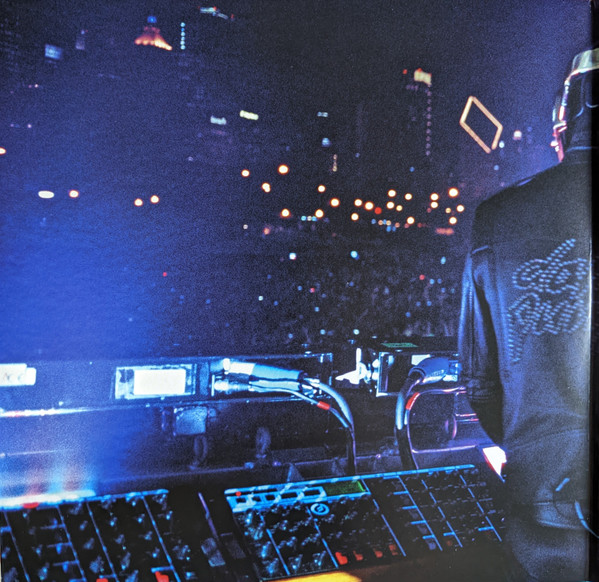 Daft Punk - Alive 2007 | ADA (01902996611964) - 4